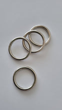 Cargar imagen en el visor de la galería, Argollas Metálicas Niqueladas
