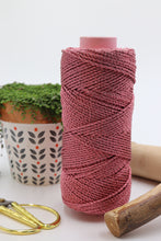 Cargar imagen en el visor de la galería, Cuerda Metalizada Torcida de 3 mm