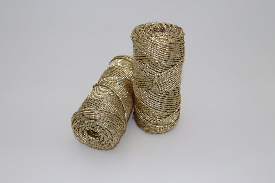 Cuerda Metalizada Gold, Peinada de 3 mm